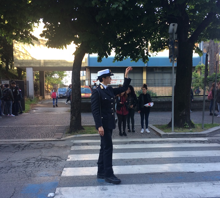 Alessandra, brigadiere sul palcoscenico d’asfalto